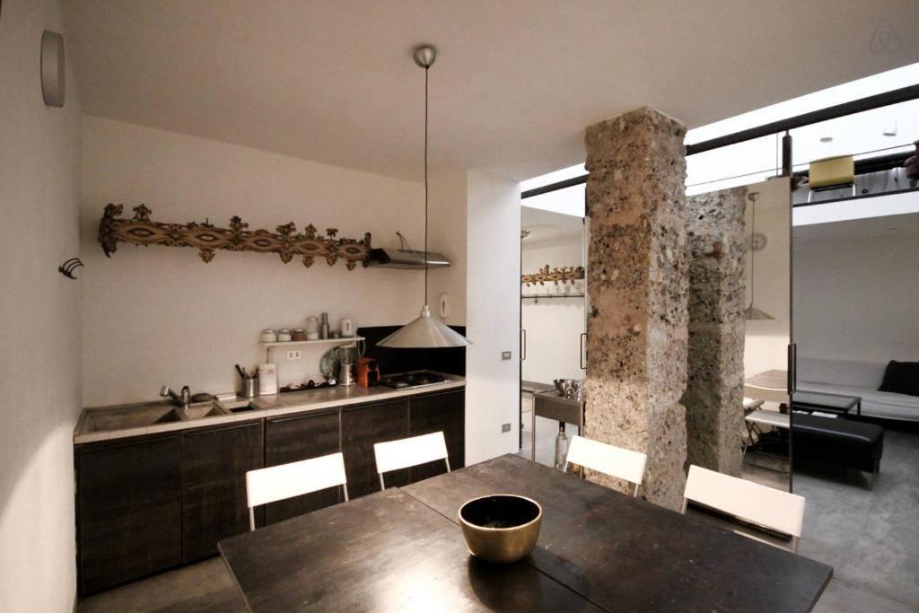 Dhomes - Loft Suite In Duomo Милано Екстериор снимка