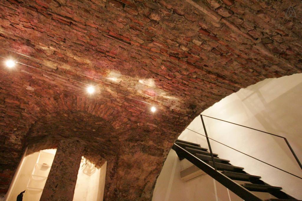 Dhomes - Loft Suite In Duomo Милано Екстериор снимка