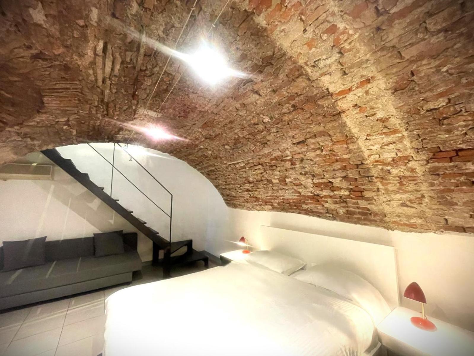 Dhomes - Loft Suite In Duomo Милано Екстериор снимка